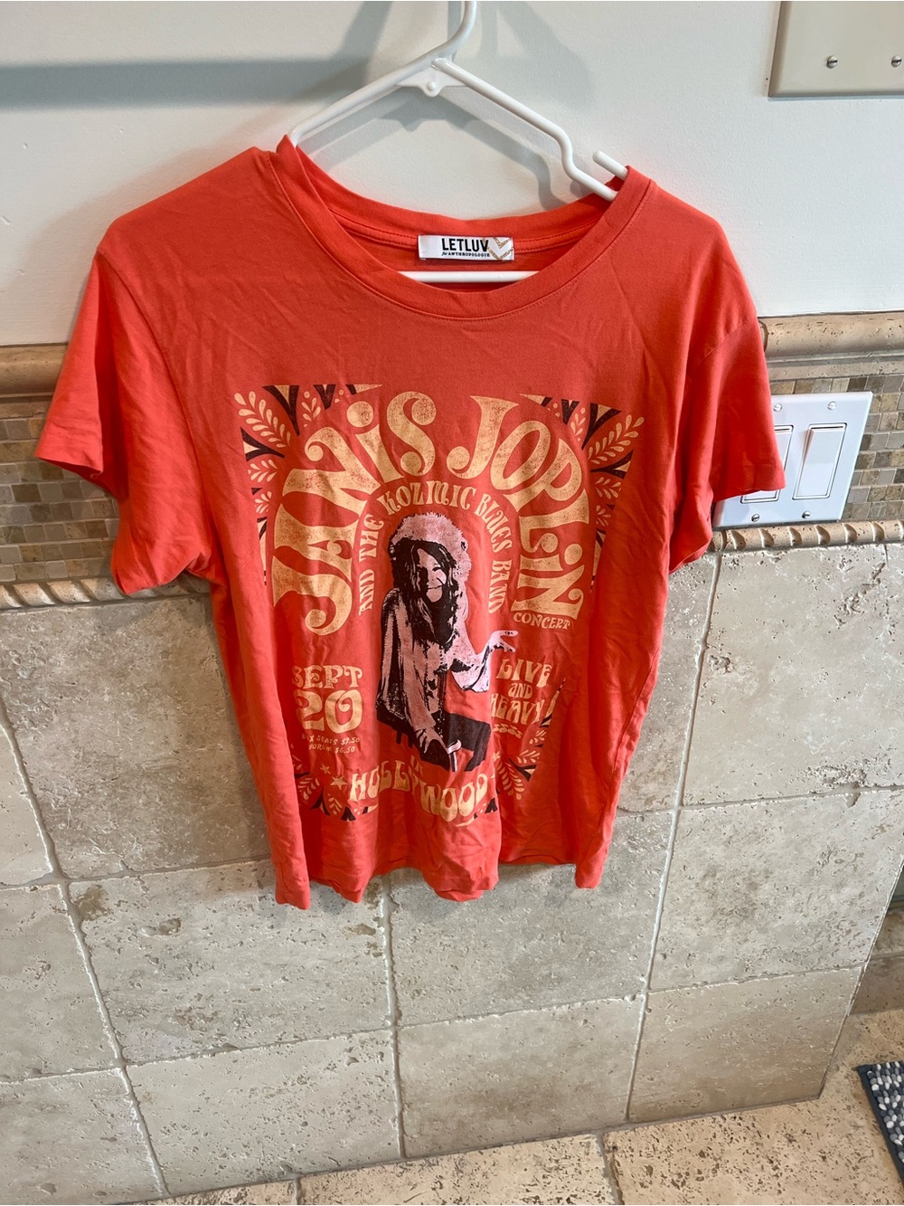 Letluv Coral Vintage Graphic Short-Sleeve Tee